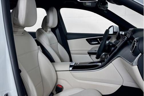 2025 Mercedes-Benz GLC 350e Base