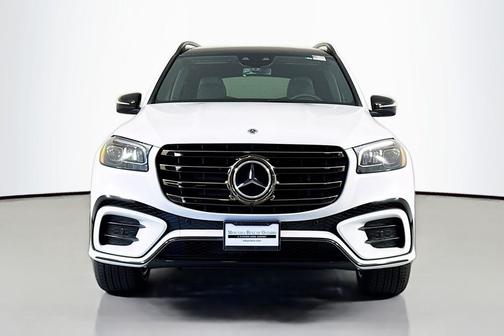 MANUFAKTUR Signature Moonlight White Magno 2026 Mercedes-Benz GLS 450 4MATIC