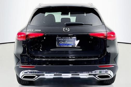 2026 Mercedes-Benz GLC 300 Base