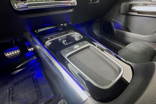 2026 Mercedes-Benz GLB 250 Base