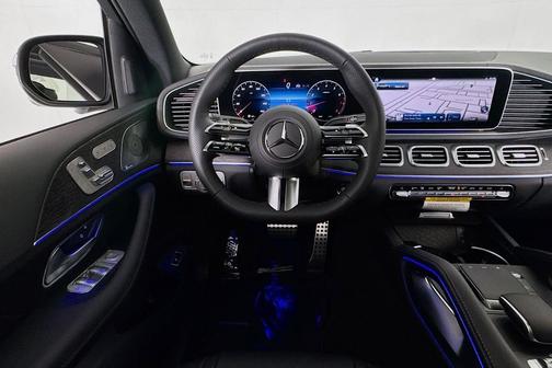MANUFAKTUR Signature Moonlight White Magno 2026 Mercedes-Benz GLS 450 4MATIC