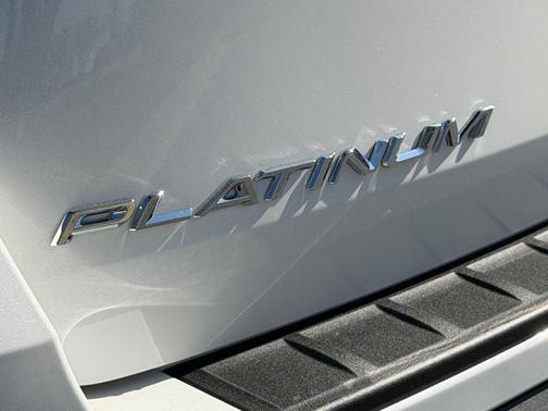 White Metallic 2026 Ford Explorer Platinum