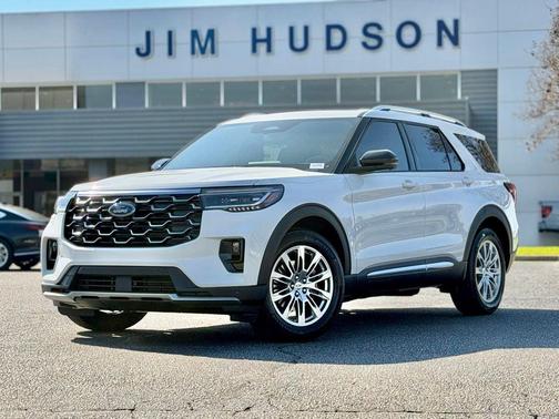 White Metallic 2026 Ford Explorer Platinum