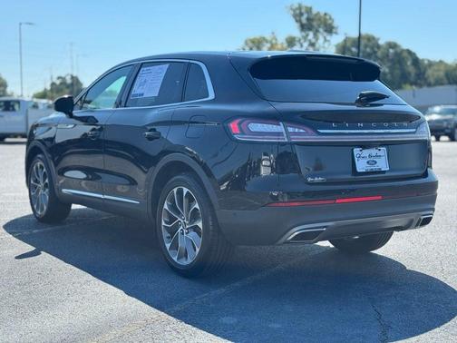 2022 Lincoln Nautilus Reserve