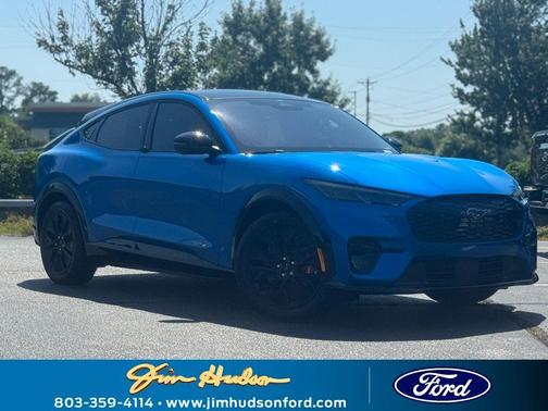 2025 Ford Mustang Mach-E Premium