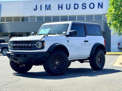 Oxford White 2026 Ford Bronco Base