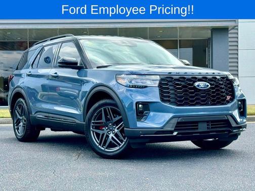 2025 Ford Explorer ST