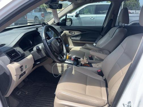 2021 Honda Pilot Touring 7-Passenger