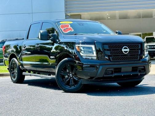 2024 Nissan Titan SV