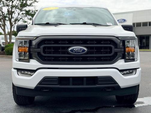 Oxford White 2023 Ford F-150 XLT
