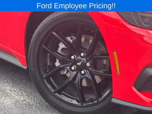 2025 Ford Mustang EcoBoost