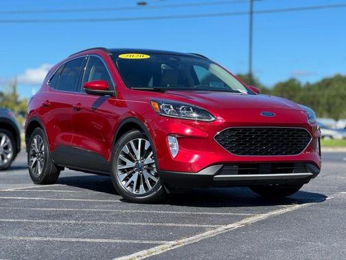 2020 Ford Escape Titanium Hybrid