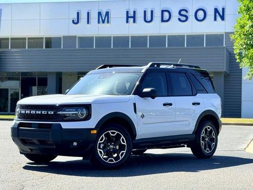 Oxford White 2026 Ford Bronco Sport Outer Banks