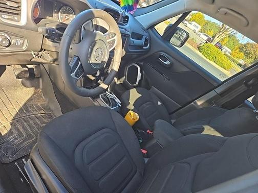 2019 Jeep Renegade Latitude