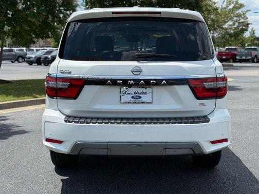 2022 Nissan Armada SL