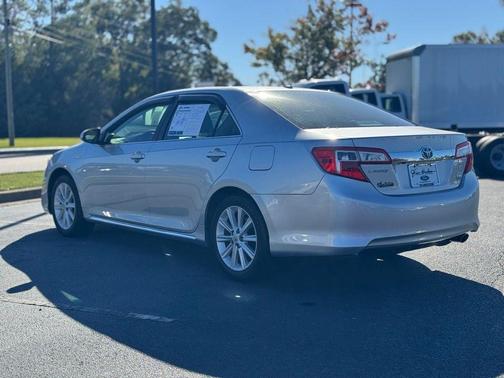 2014 Toyota Camry Hybrid XLE