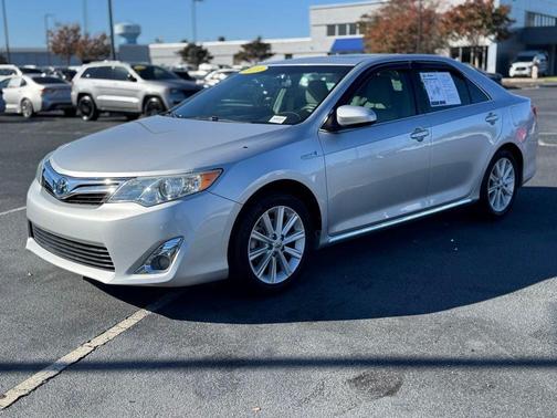 2014 Toyota Camry Hybrid XLE