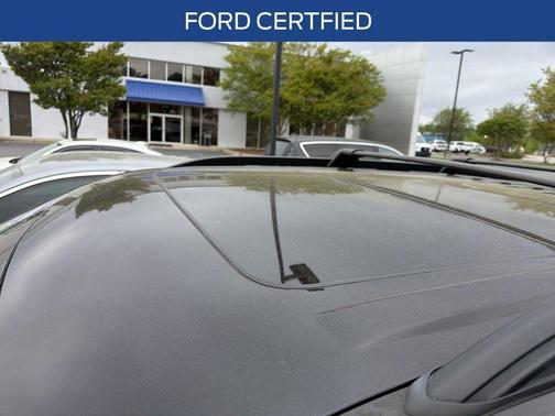 Agate Black Metallic 2023 Ford Explorer XLT