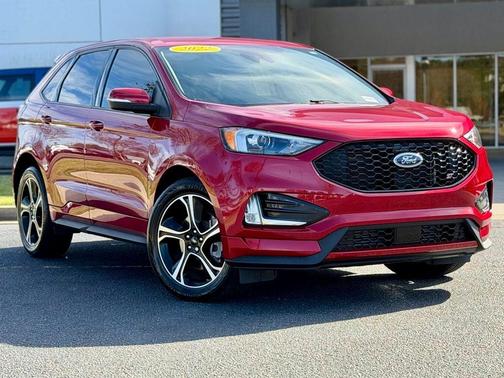 2022 Ford Edge ST