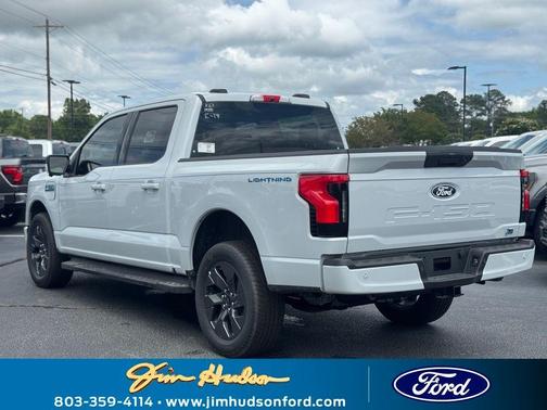 2025 Ford F-150 Lightning Flash