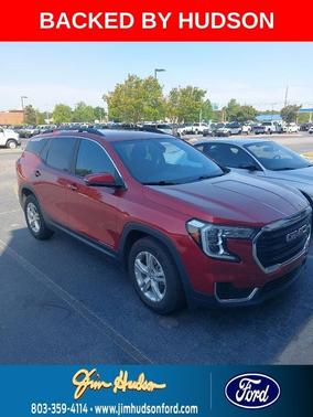 Cayenne Red 2022 GMC Terrain SLE