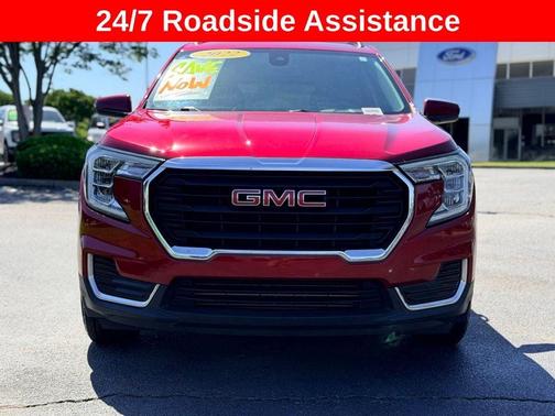 Cayenne Red 2022 GMC Terrain SLE