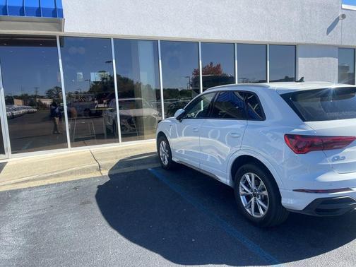 2024 Audi Q3 45 S line Premium