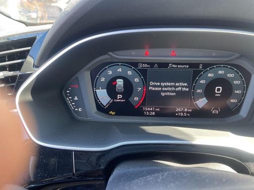 2024 Audi Q3 45 S line Premium