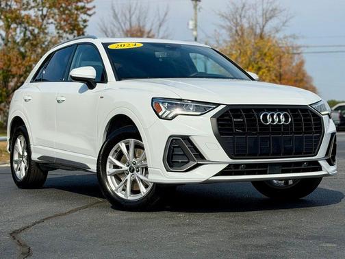 2024 Audi Q3 45 S line Premium