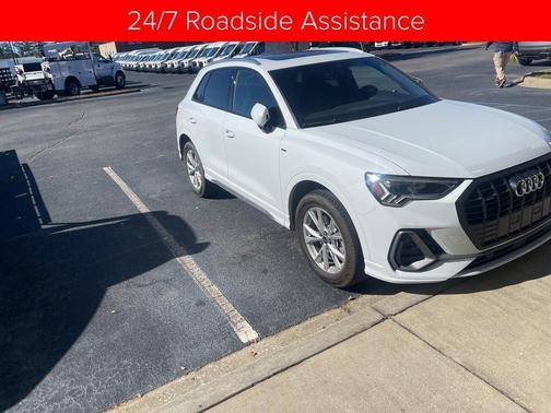 2024 Audi Q3 45 S line Premium