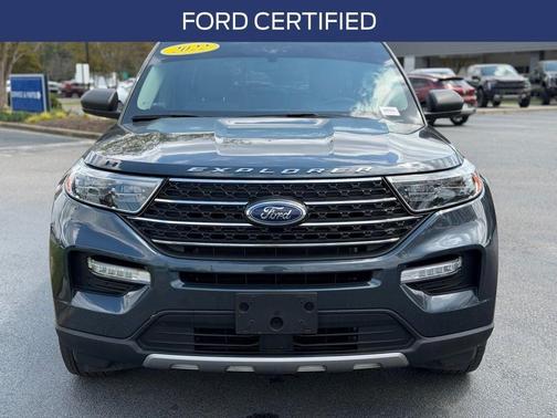 Blue Metallic 2022 Ford Explorer XLT