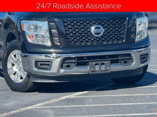 2019 Nissan Titan SV