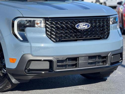 Azure Gray Metallic 2026 Ford Maverick Lariat