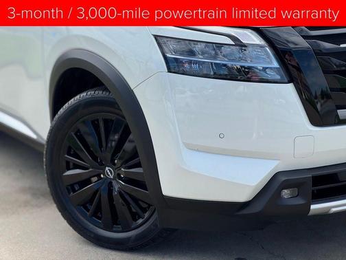 2022 Nissan Pathfinder Platinum
