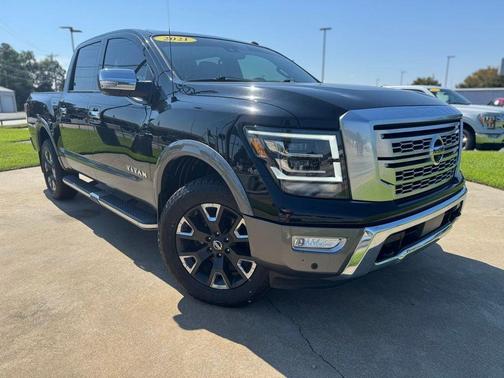 2021 Nissan Titan Platinum Reserve