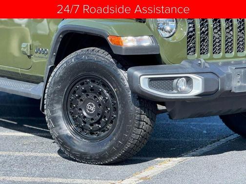2022 Jeep Gladiator Sport