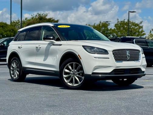 2022 Lincoln Corsair Standard