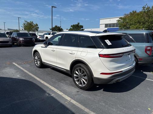 2022 Lincoln Corsair Standard