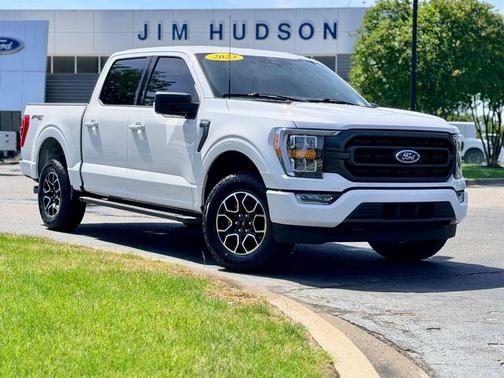 Oxford White 2023 Ford F-150 XLT