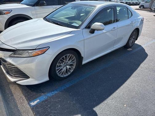 2019 Toyota Camry XLE