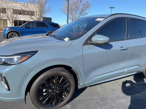 2023 Ford Escape ST-Line Elite