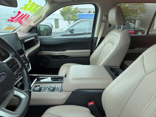 Gray Metallic 2024 Ford Expedition Limited