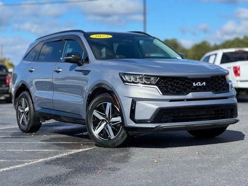 2023 Kia Sorento S