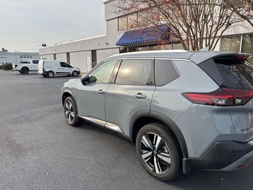 2021 Nissan Rogue SL