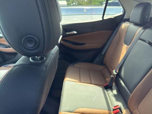 2022 Buick Encore GX Essence