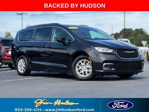 2022 Chrysler Pacifica Touring-L
