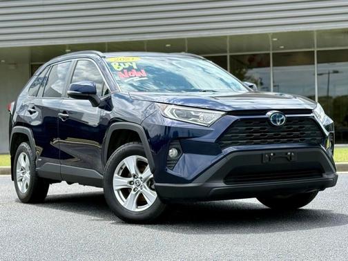 2021 Toyota RAV4 Hybrid XLE