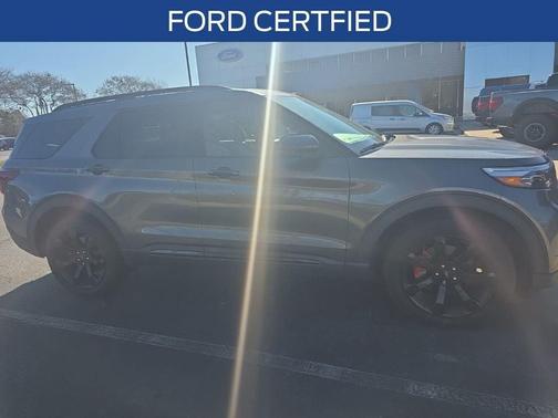 2023 Ford Explorer ST