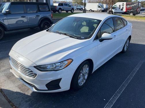 2020 Ford Fusion Hybrid SE