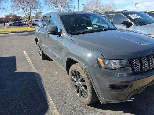 2018 Jeep Grand Cherokee Laredo